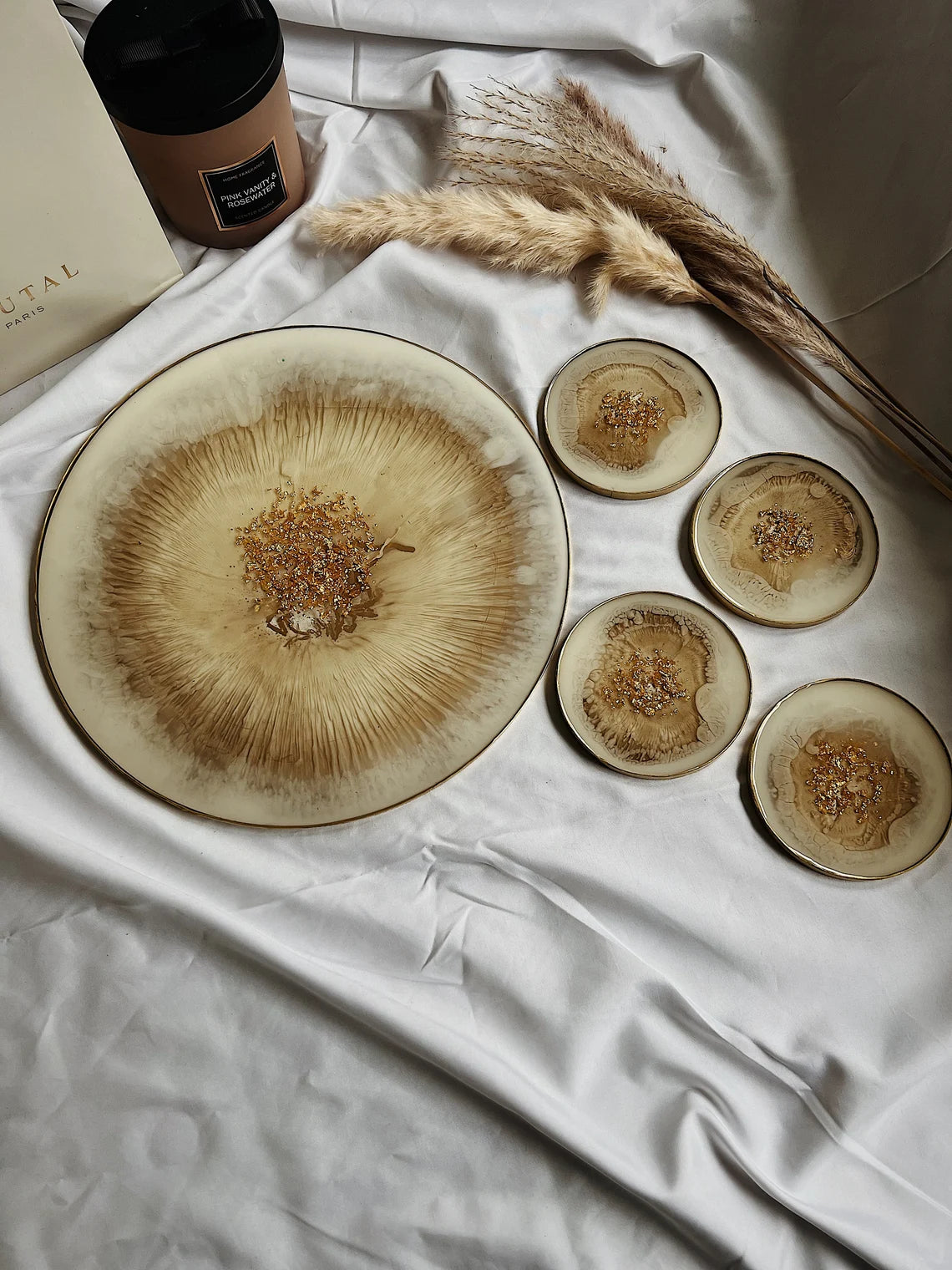 Resin Deko Teller rund 30cm | Untersetzer-Set | weiß gold minimalistisch elegant